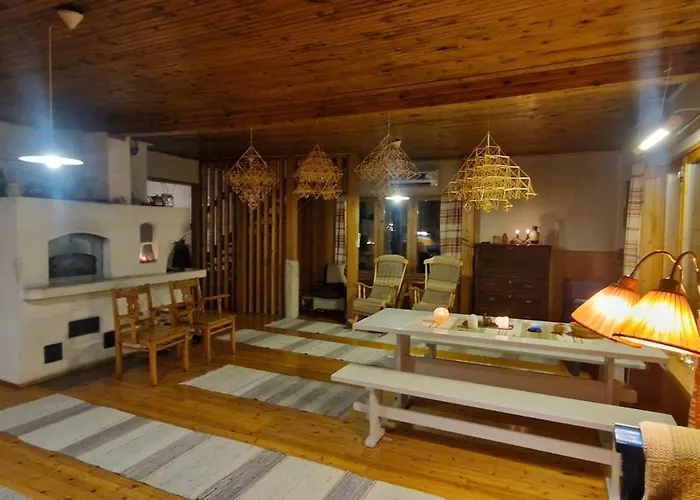 Perinnetalo Taivalkoskella *